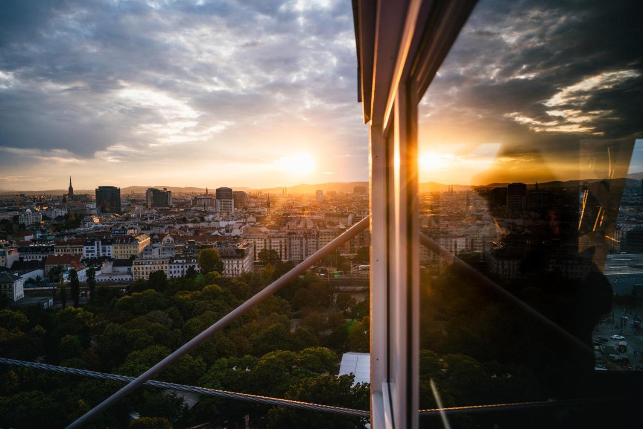 Henri Hotel Wien Siebterbezirk Luaran gambar